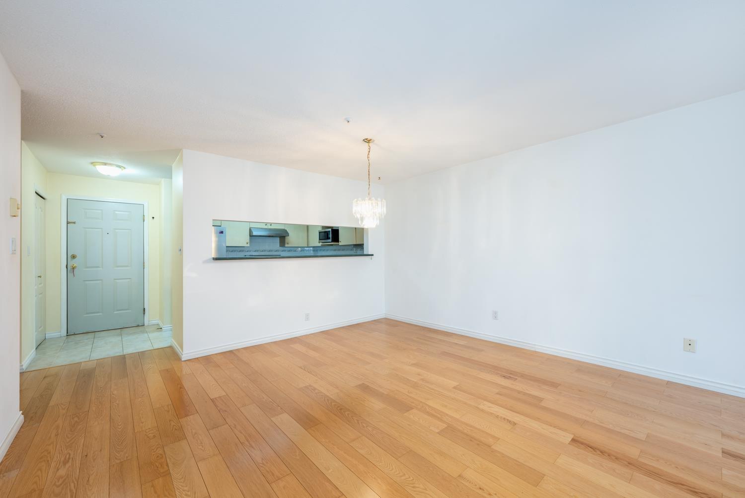 313 10128 132 Street Property Photo 14