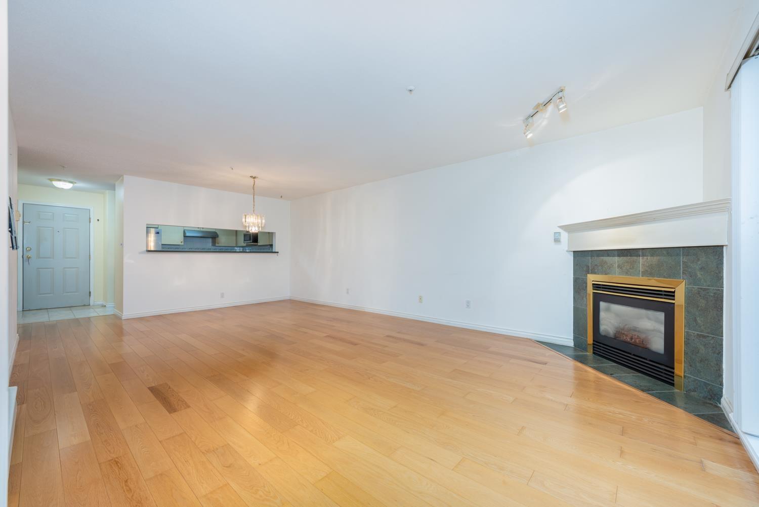 313 10128 132 Street Property Photo 16