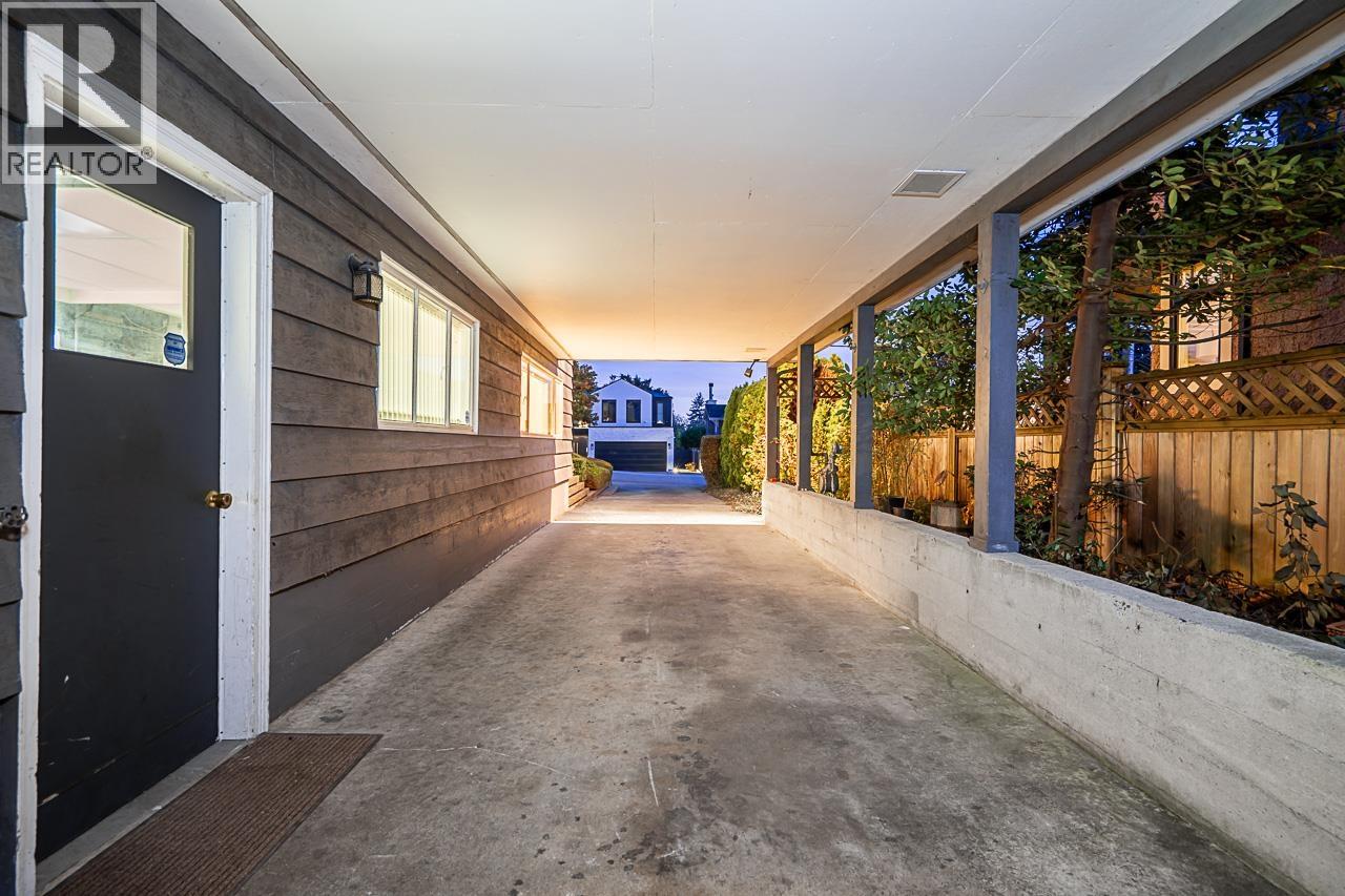 2265 Inglewood Avenue Property Photo 20