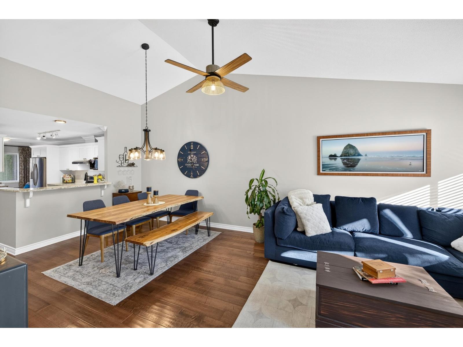 23 17516 4 Avenue Property Photo 16