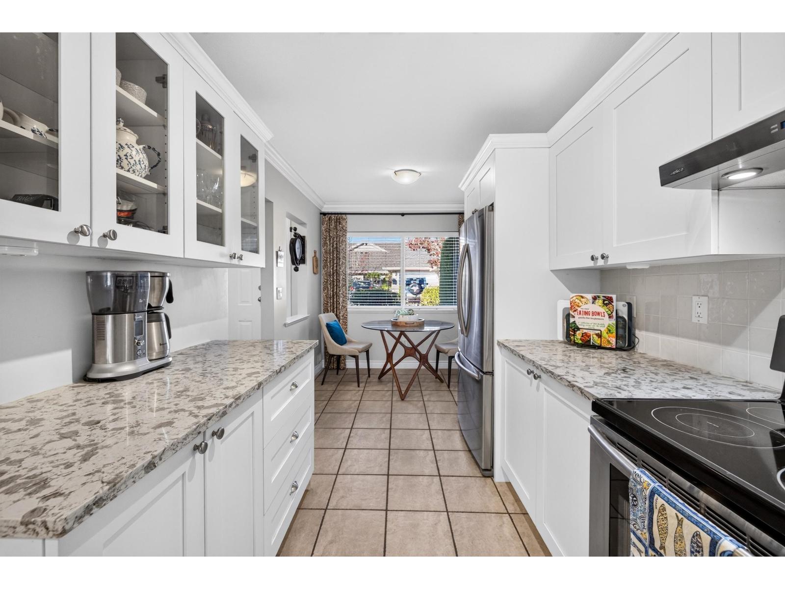 23 17516 4 Avenue Property Photo 27