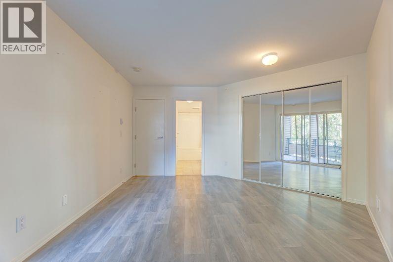 210 2915 Glen Drive Property Photo 6