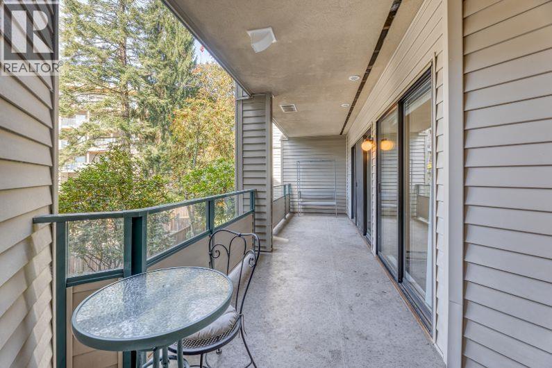 210 2915 Glen Drive Property Photo 11