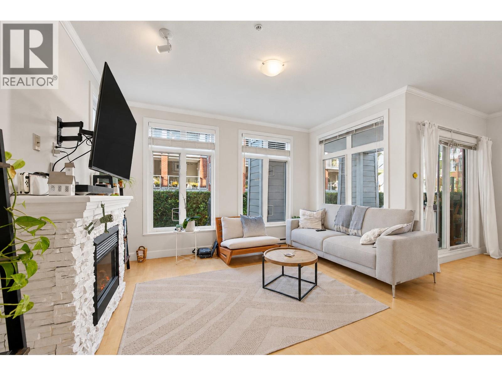 107 4211 Bayview Street Property Photo 2