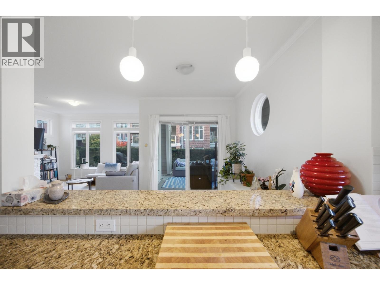 107 4211 Bayview Street Property Photo 16