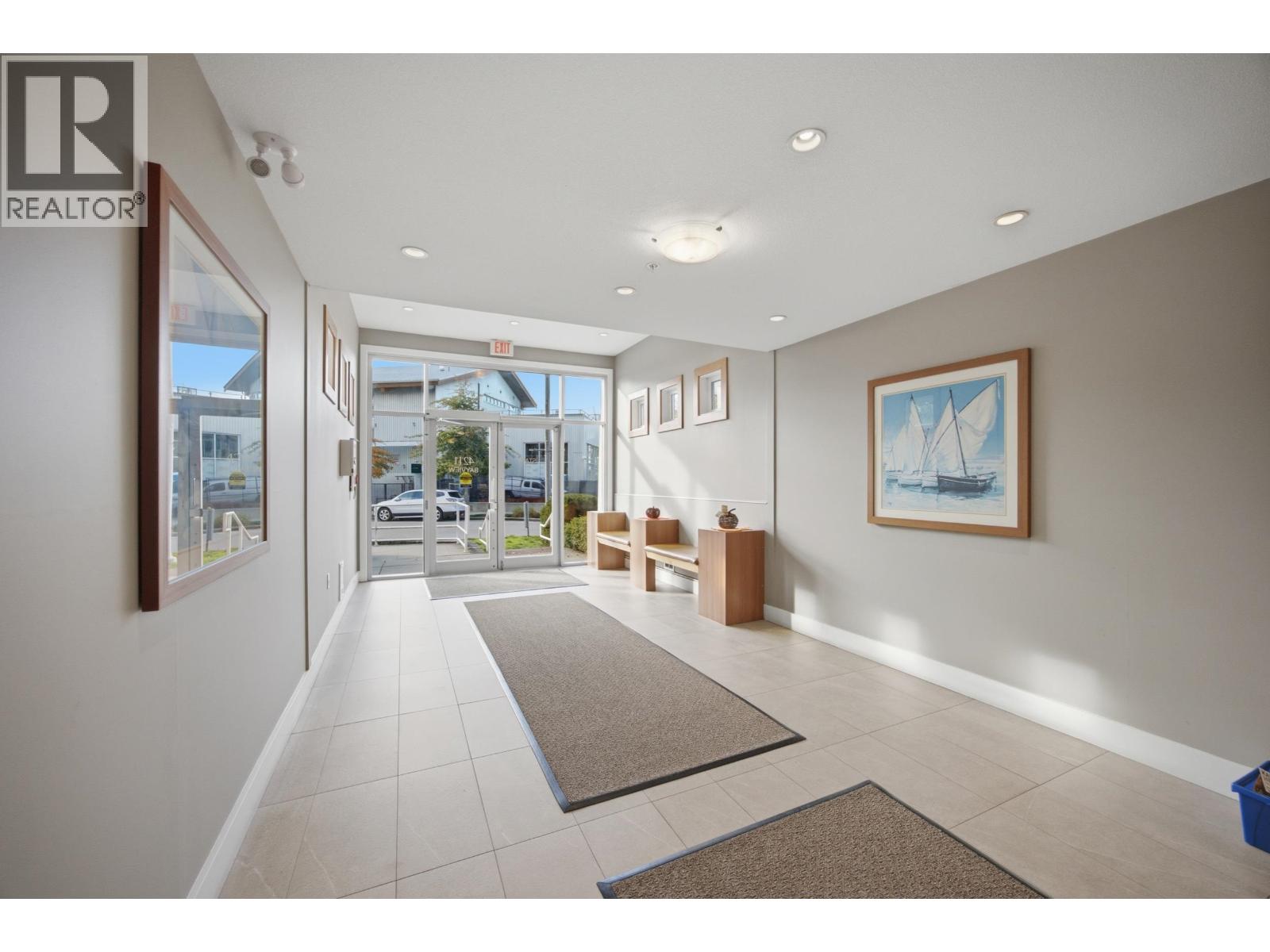 107 4211 Bayview Street Property Photo 22