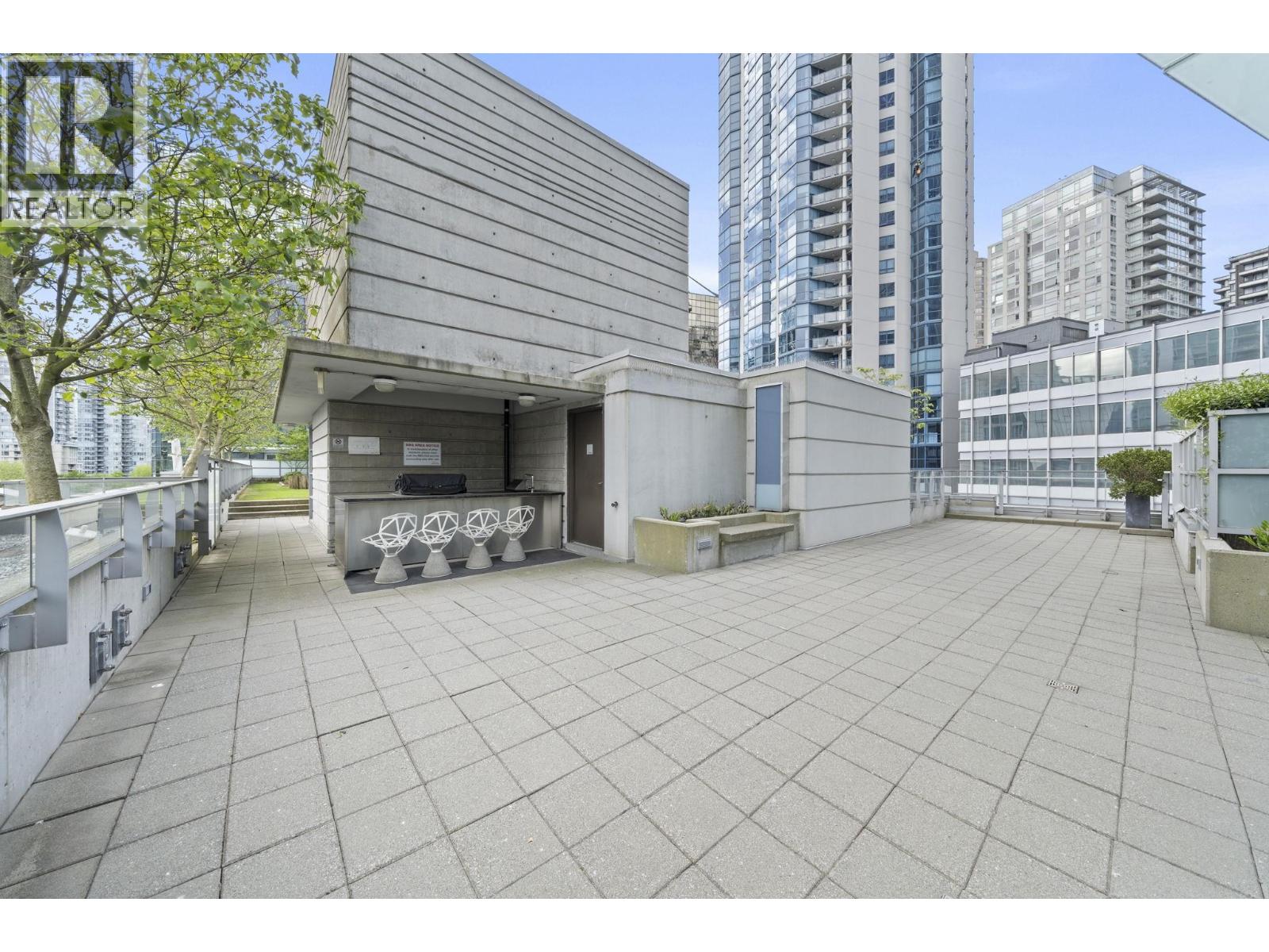 201 1409 W Pender Street Property Photo 24