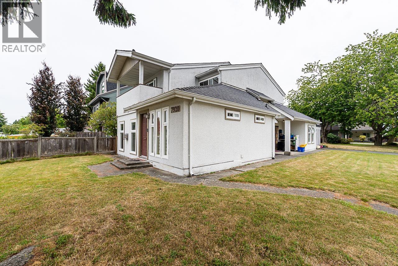 7920 Frobisher Drive Property Photo 4