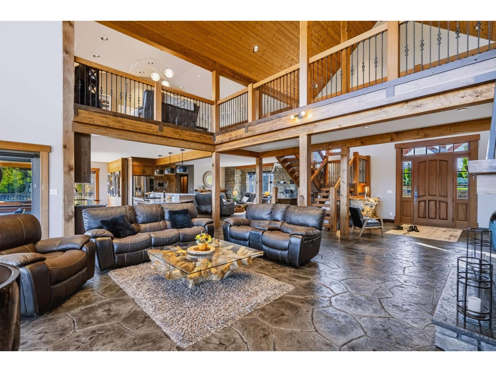 7460 Bradner Road Property Photo 4