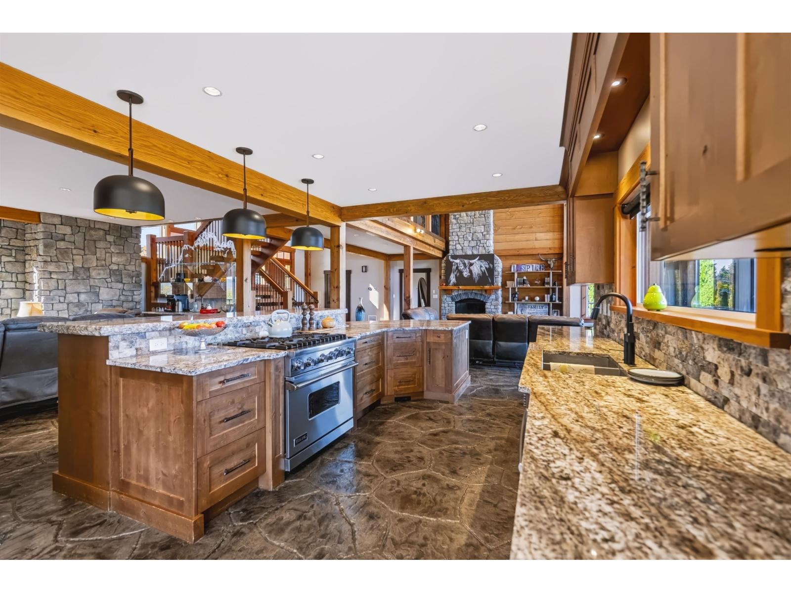 7460 Bradner Road Property Photo 10