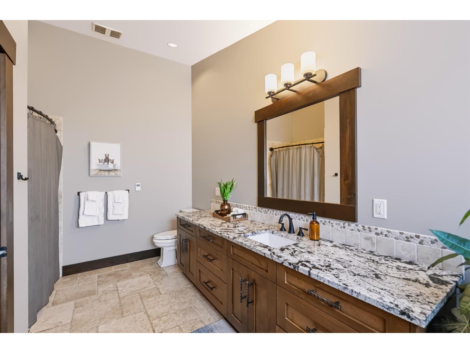 7460 Bradner Road Property Photo 23