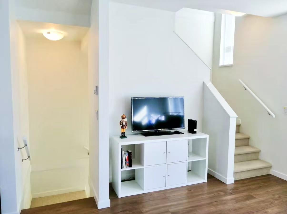 7xx 16525 Watson Drive Property Photo 3