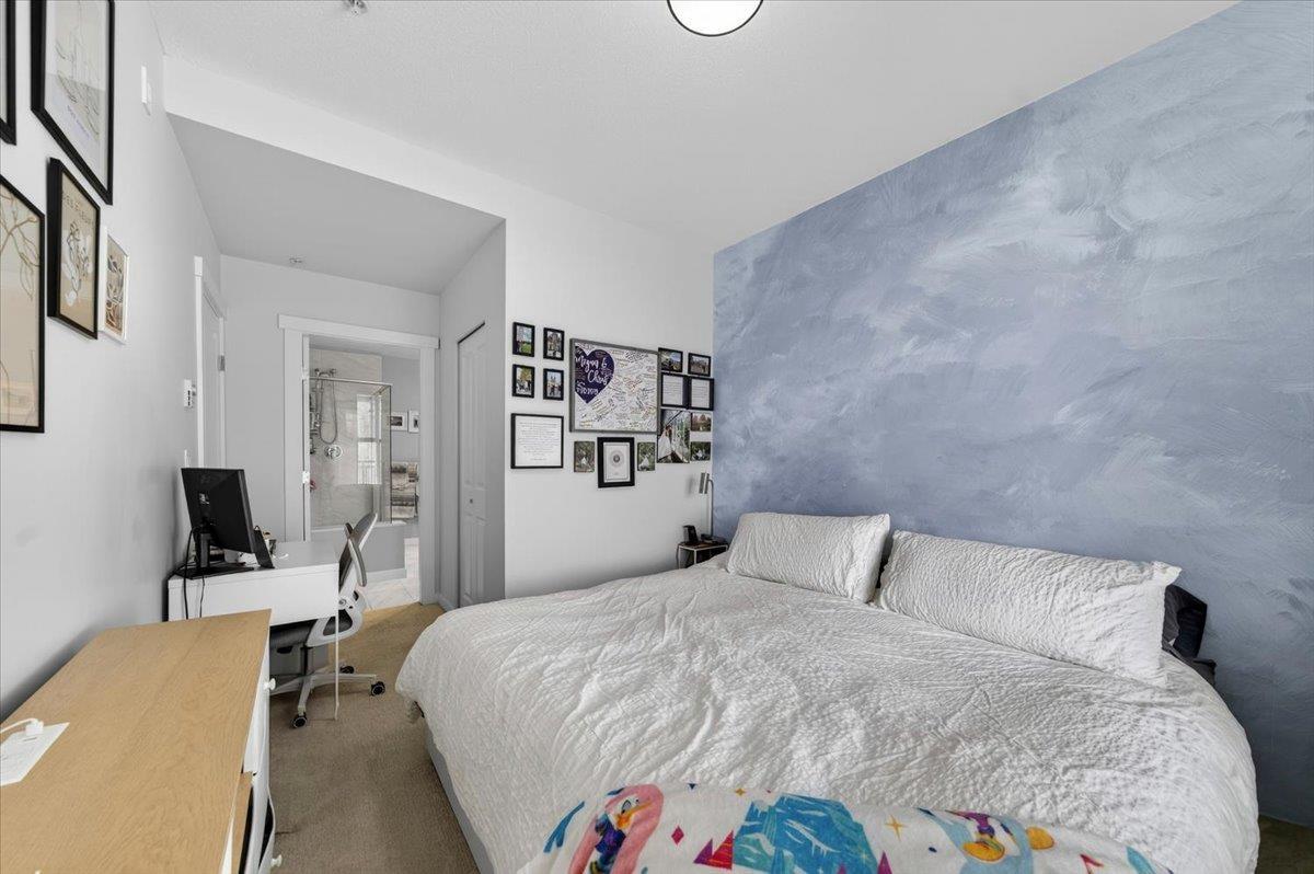 C211 8150 207 Street Property Photo 15