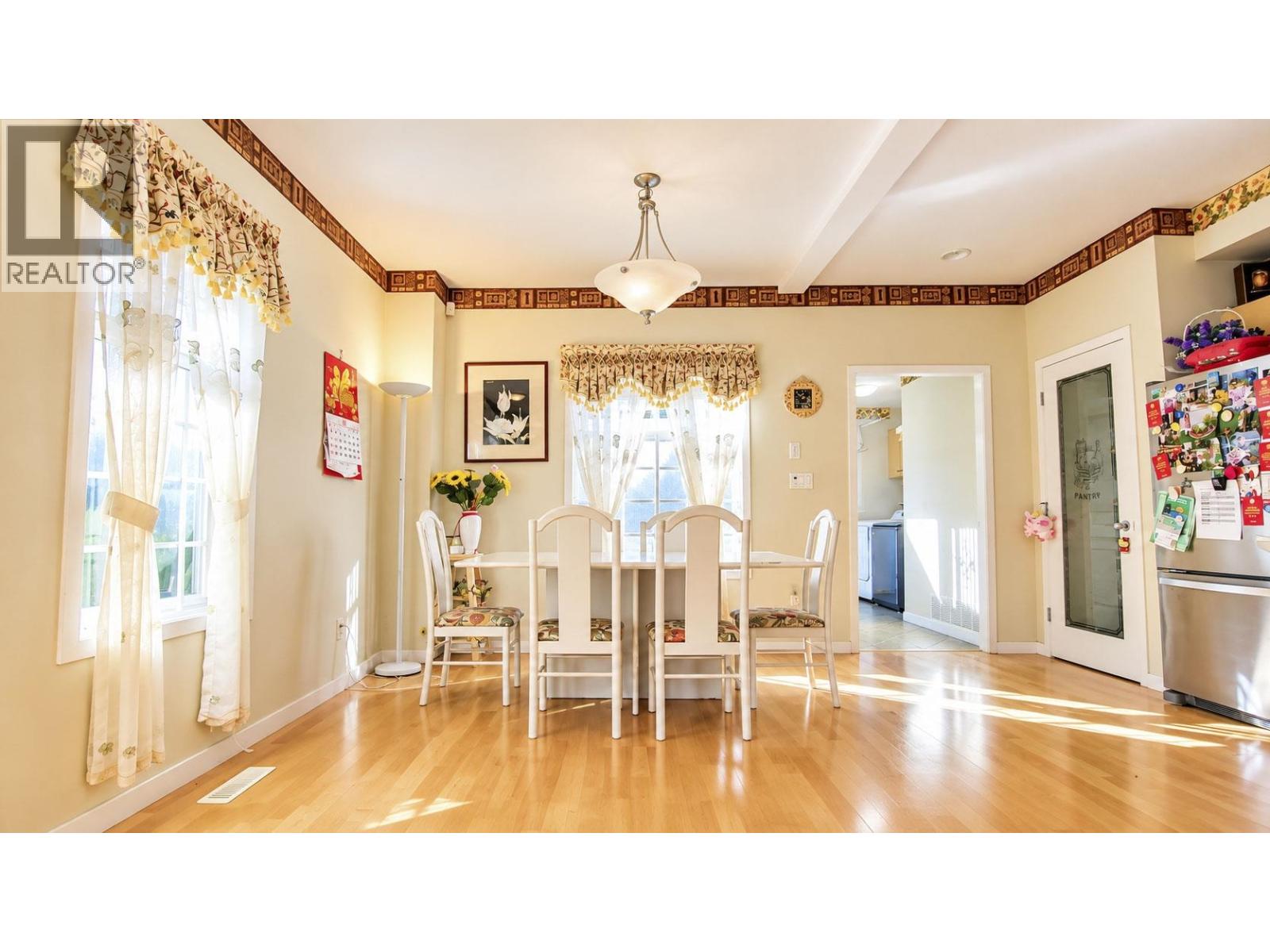 10491 Howard Street Property Photo 10