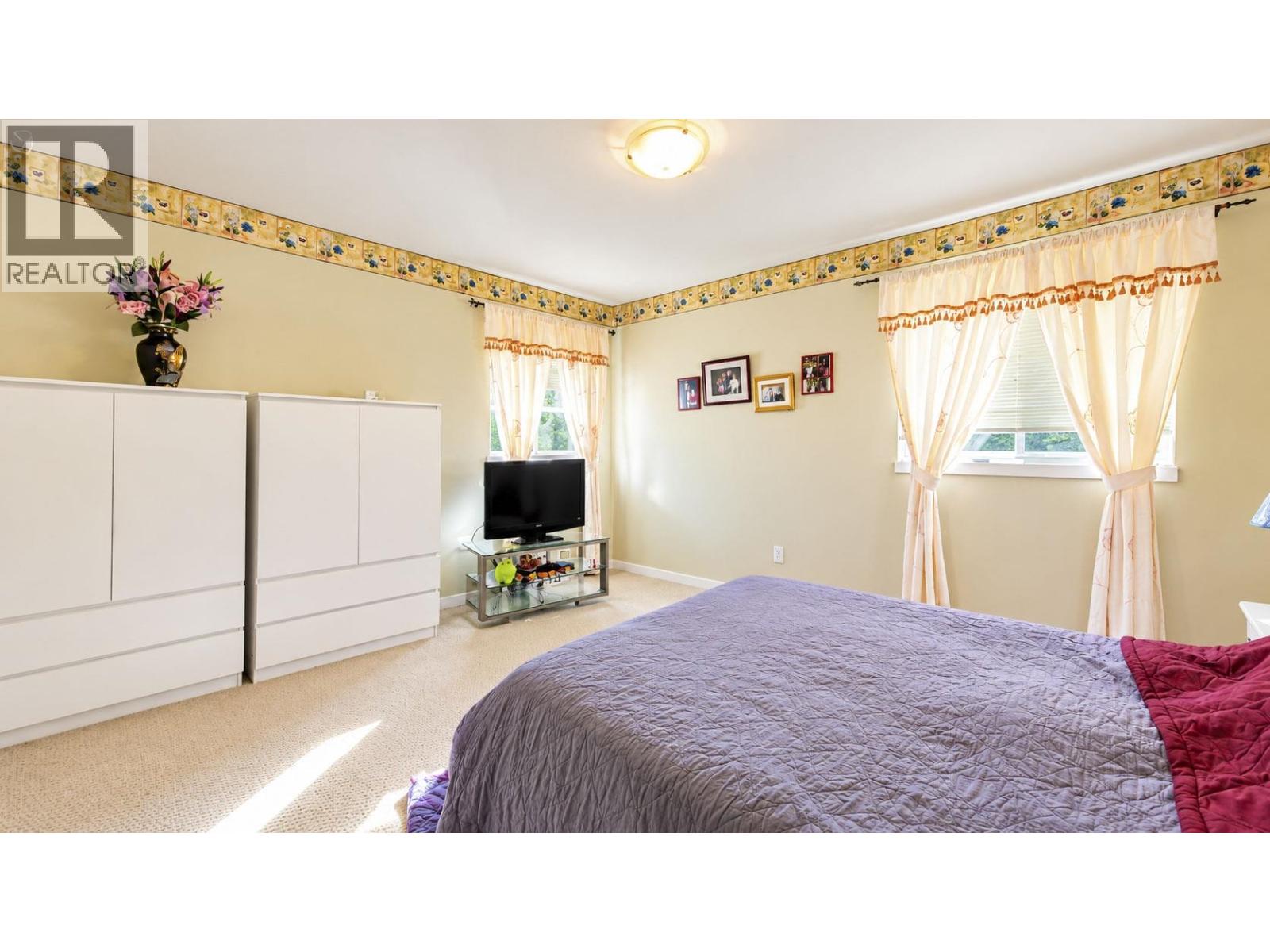 10491 Howard Street Property Photo 20