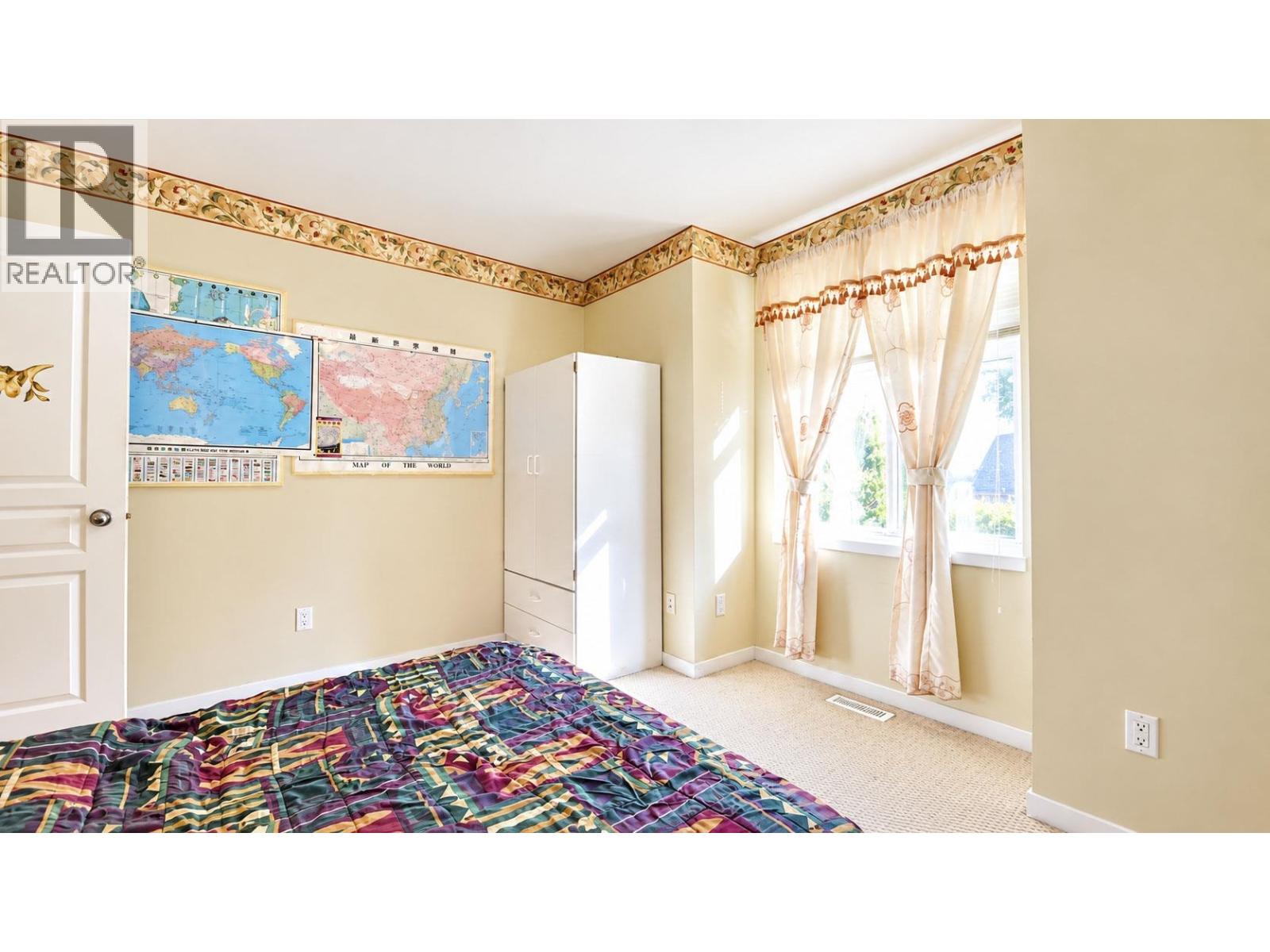 10491 Howard Street Property Photo 34