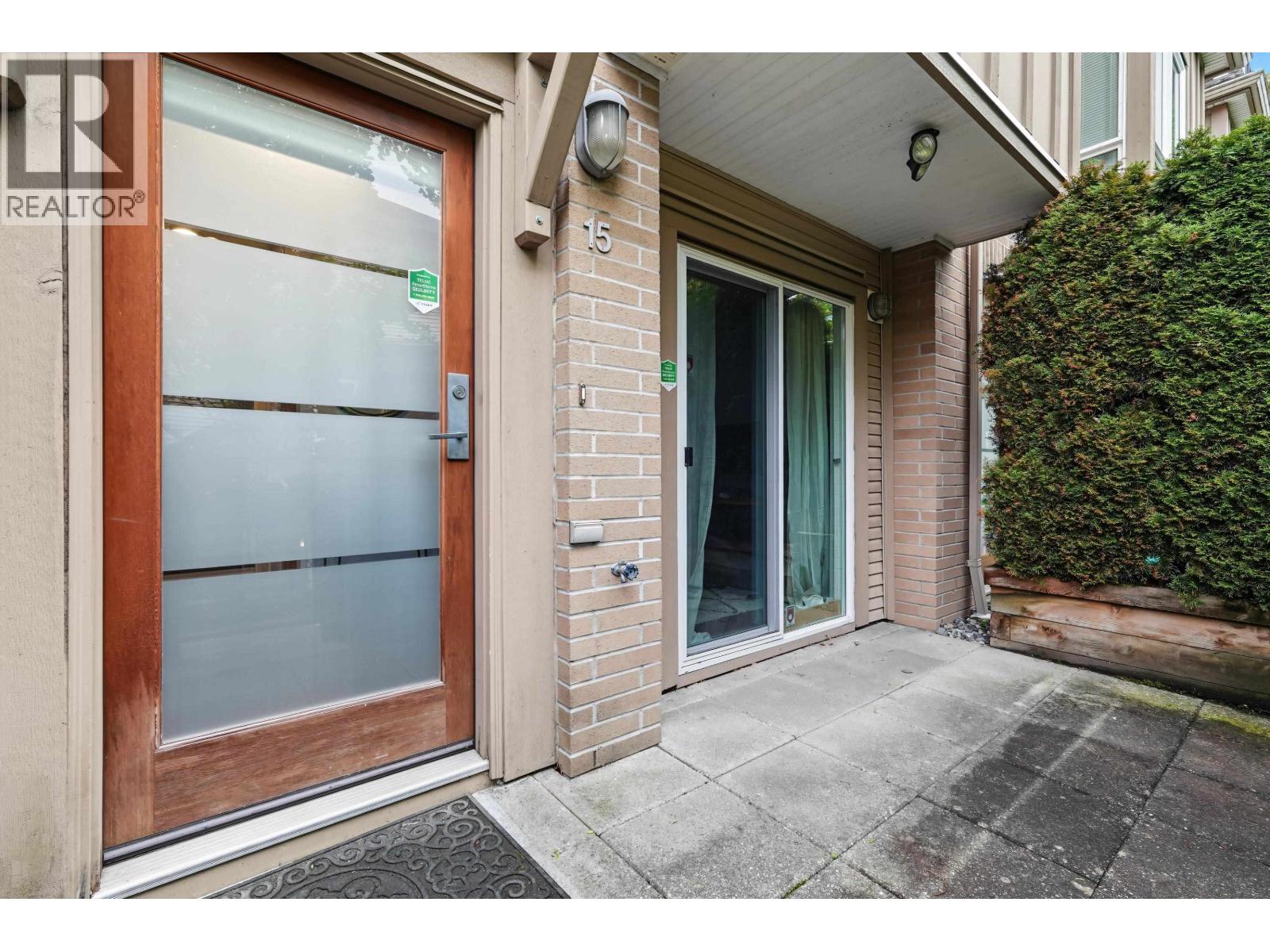 15 3788 Laurel Street Property Photo 31