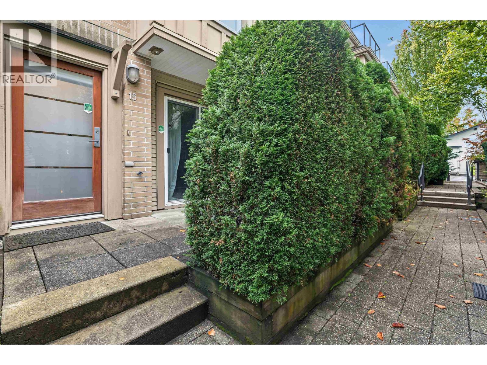 15 3788 Laurel Street Property Photo 32