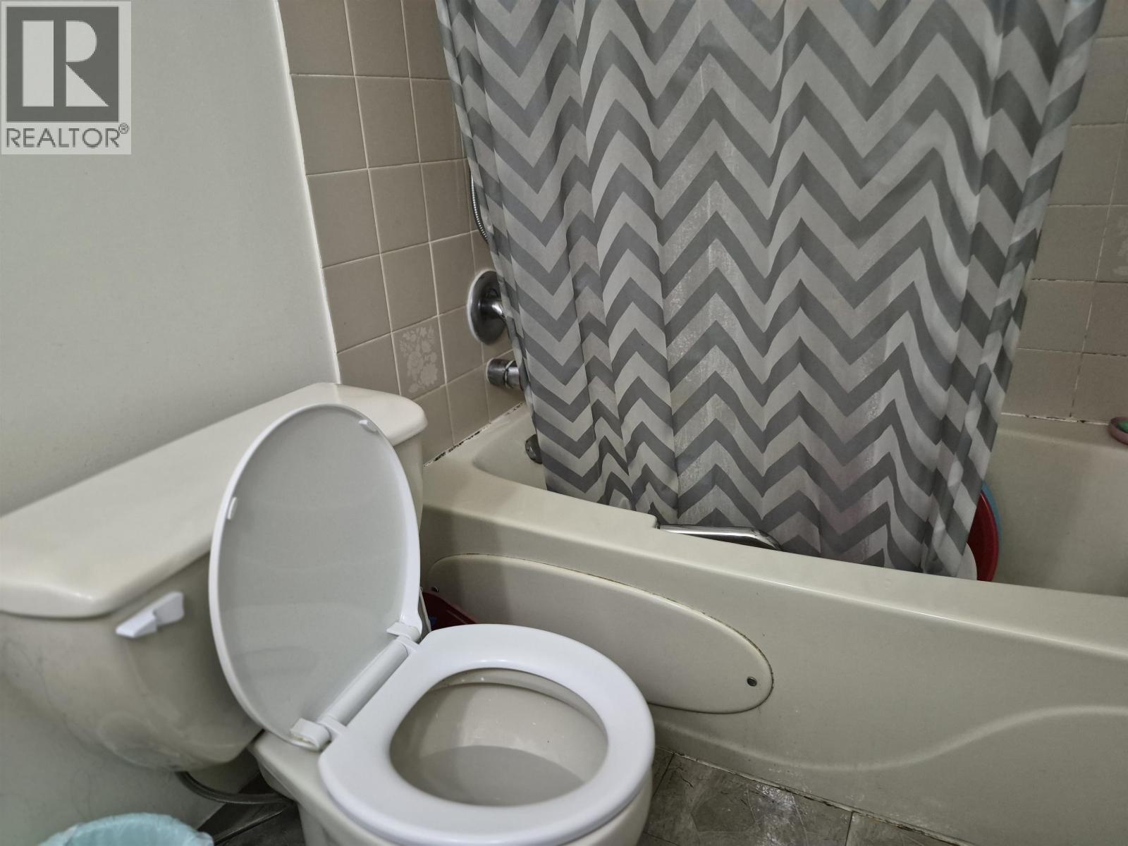 1404 6595 Willingdon Avenue Property Photo 6