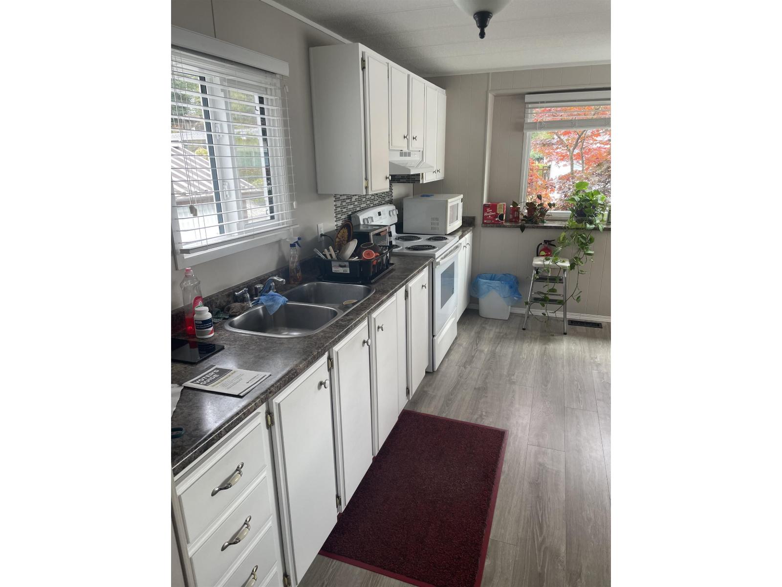 98 2270 196 Street Property Photo 3