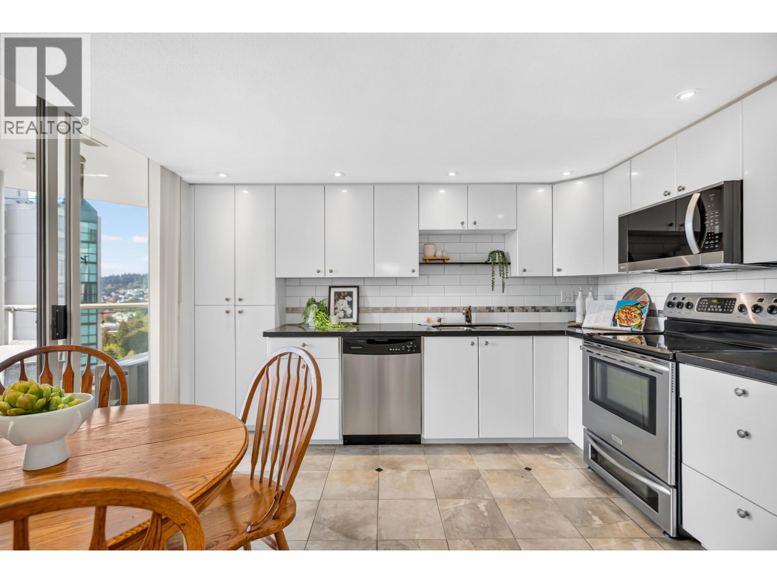 1703 1196 Pipeline Road Property Photo 5