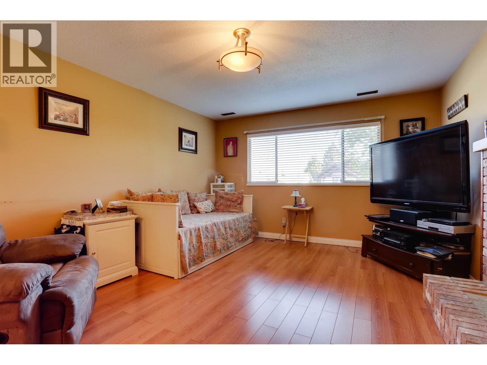 468 Cariboo Crescent Property Photo 22