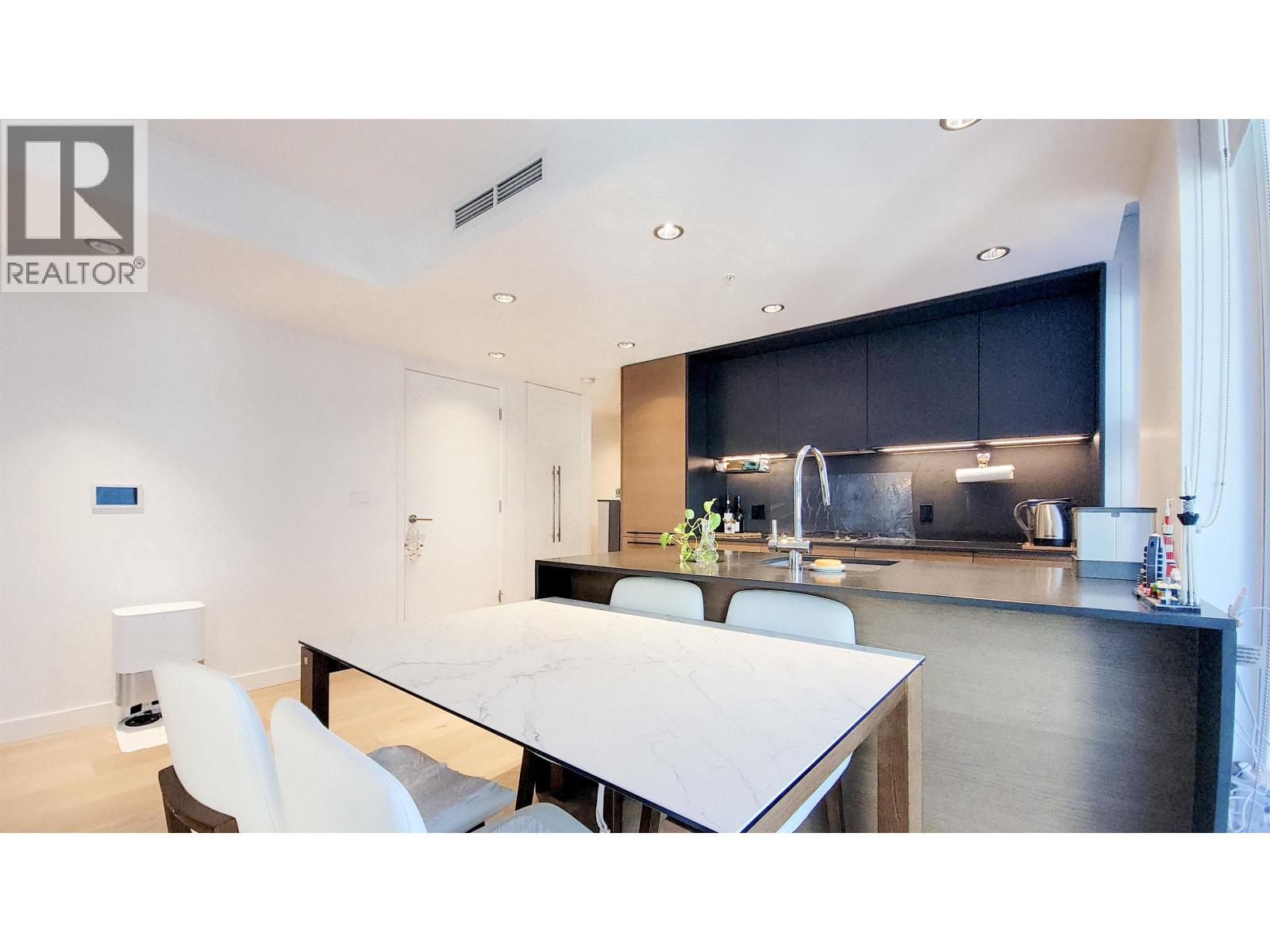 1705 1289 Hornby Street Property Photo 1