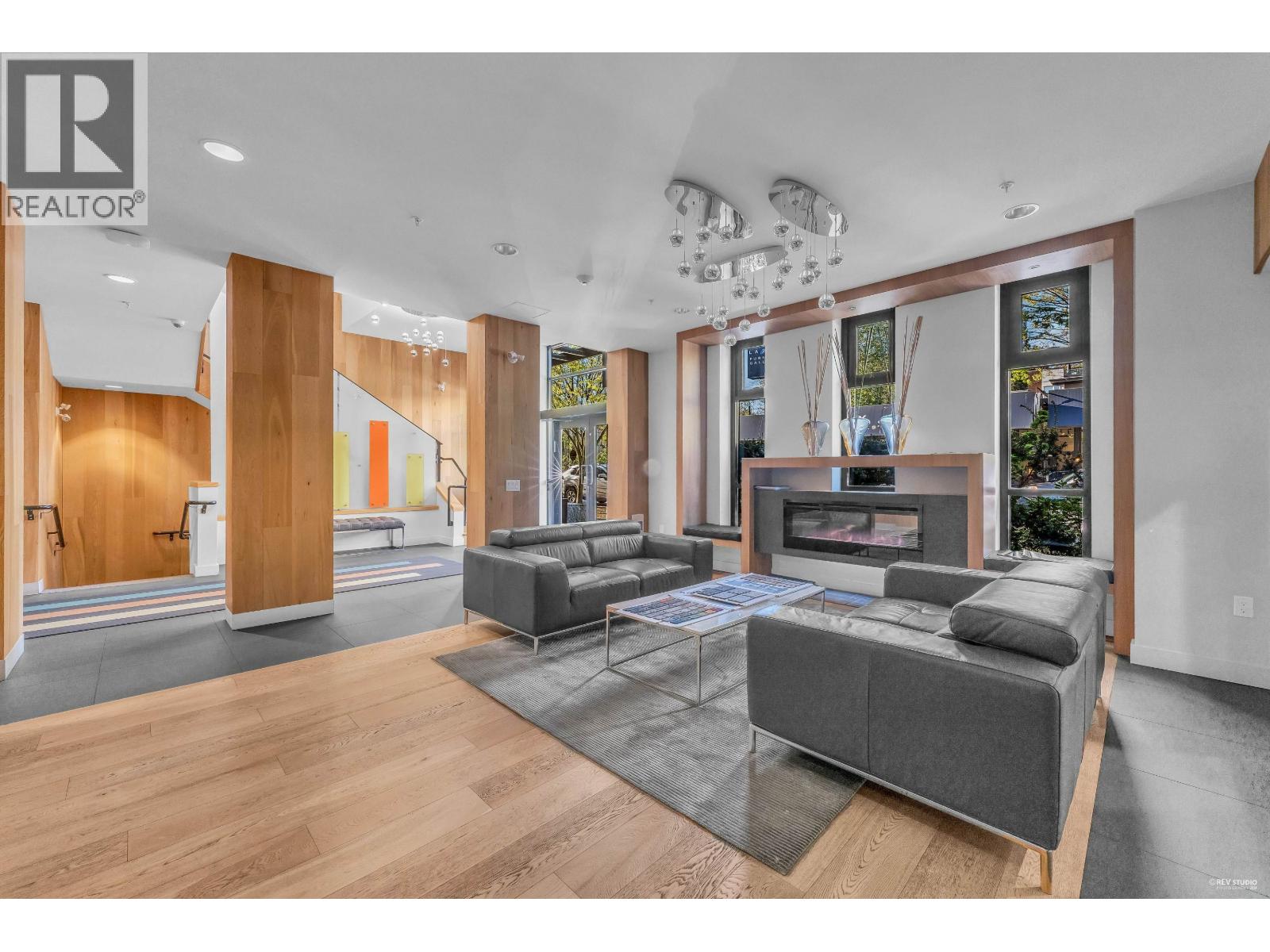 307 733 W 14th Street Photo de la propriété 1
