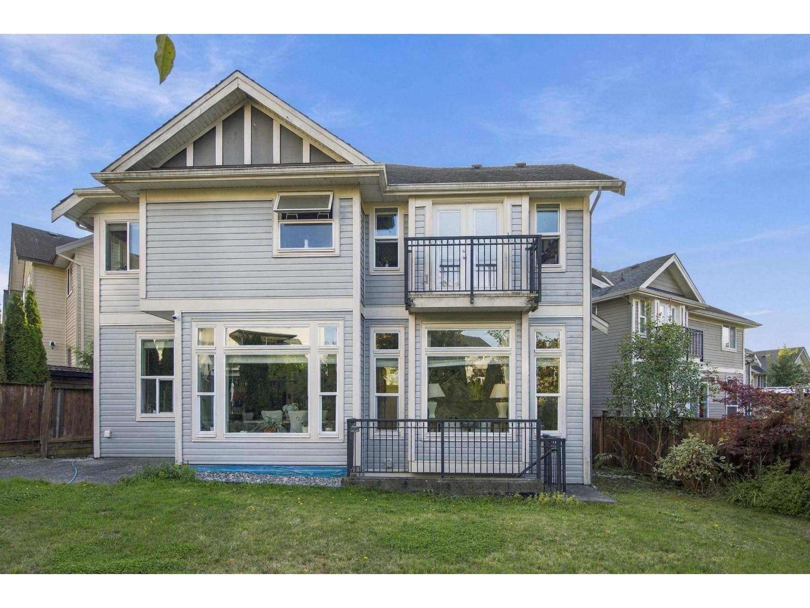 6088 163a Street Property Photo 2