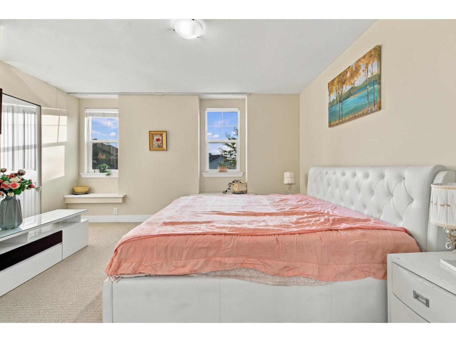 6088 163a Street Property Photo 22