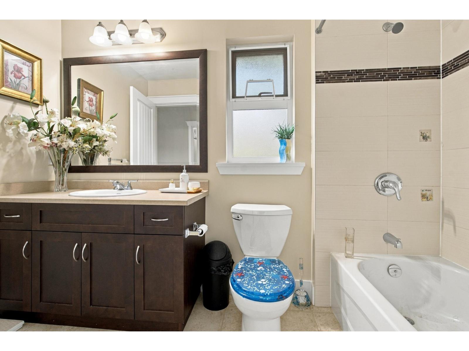 6088 163a Street Property Photo 24