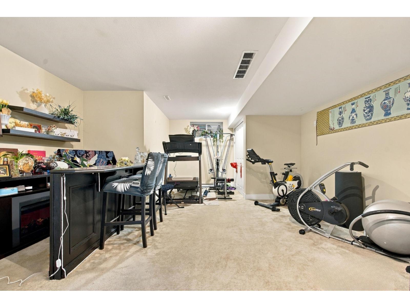 6088 163a Street Property Photo 31