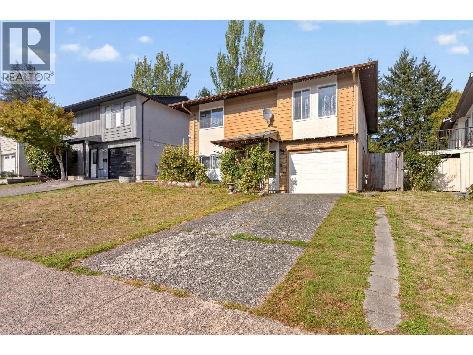 3167 Sechelt Drive Property Photo 2