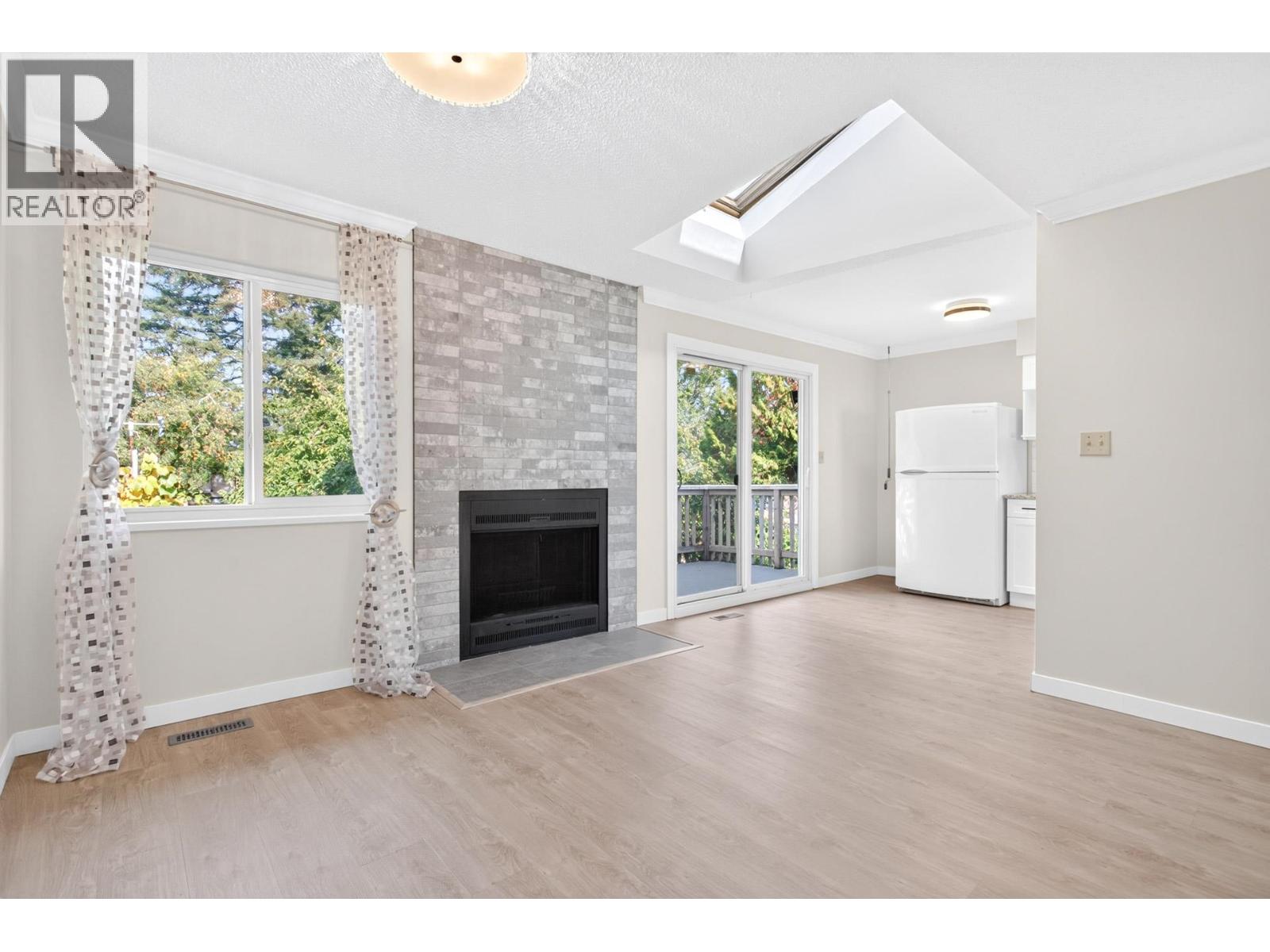 3167 Sechelt Drive Property Photo 8