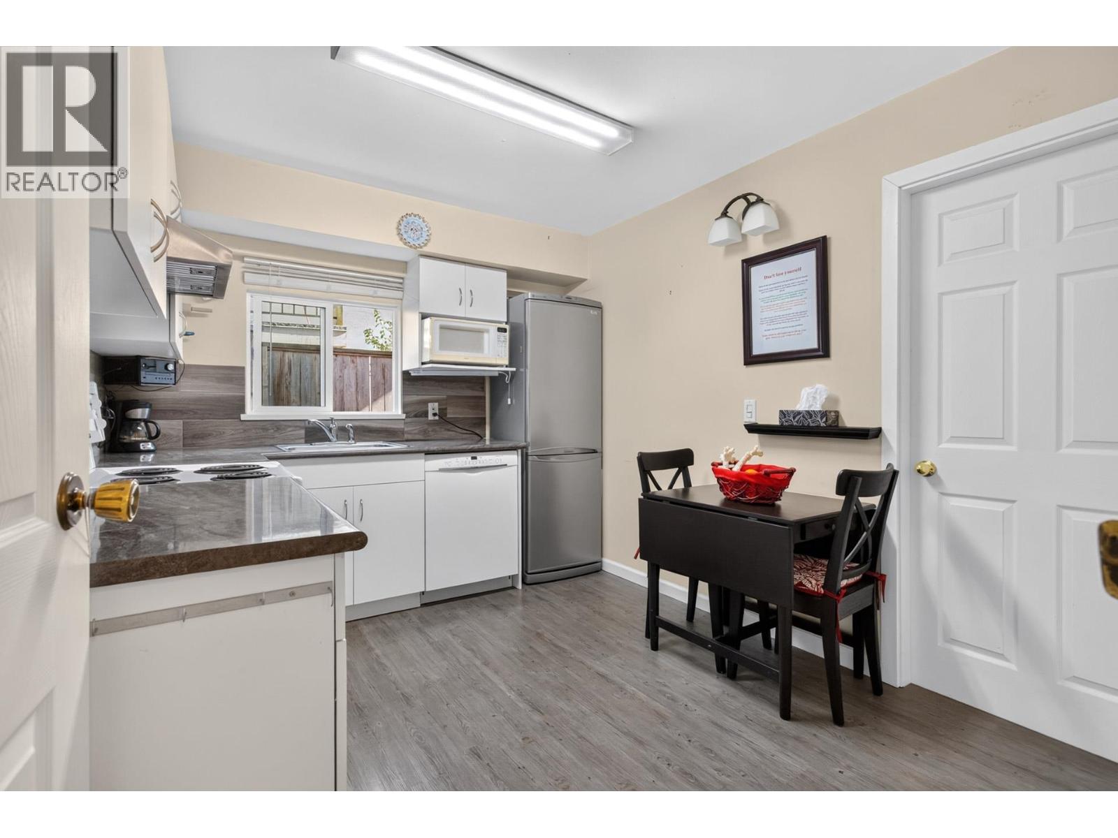 3167 Sechelt Drive Property Photo 28