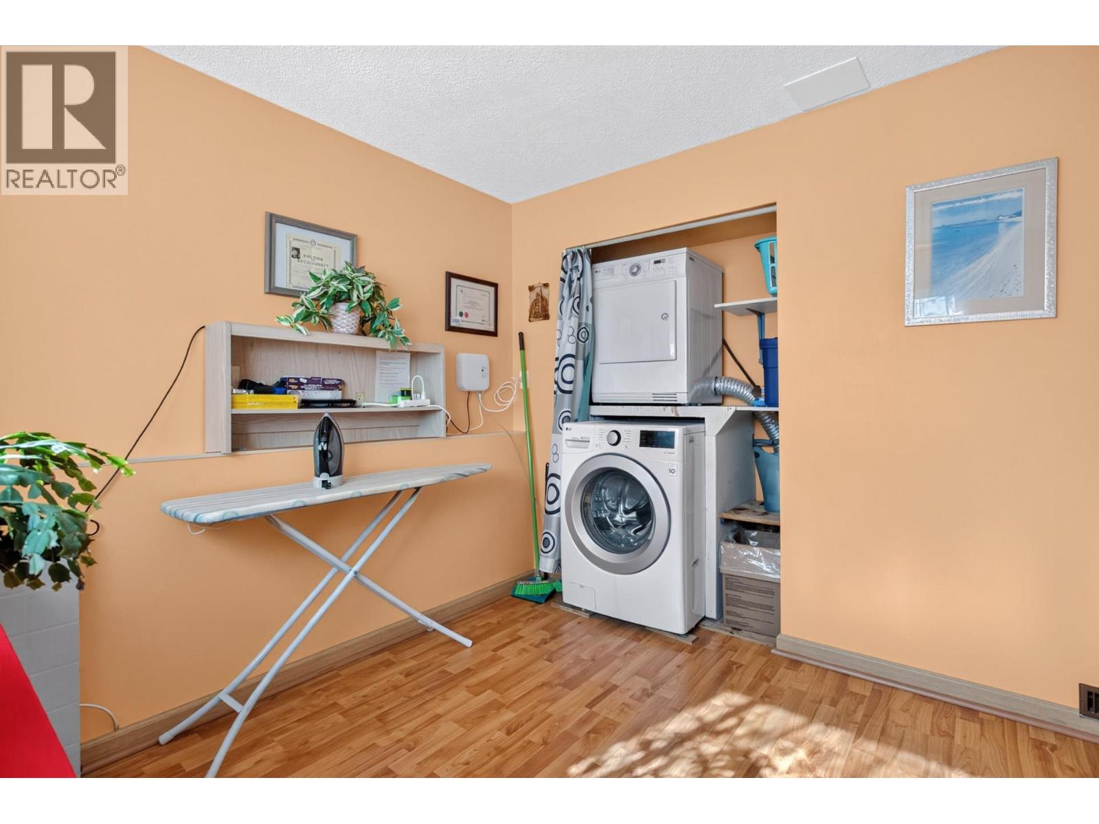 3167 Sechelt Drive Property Photo 31