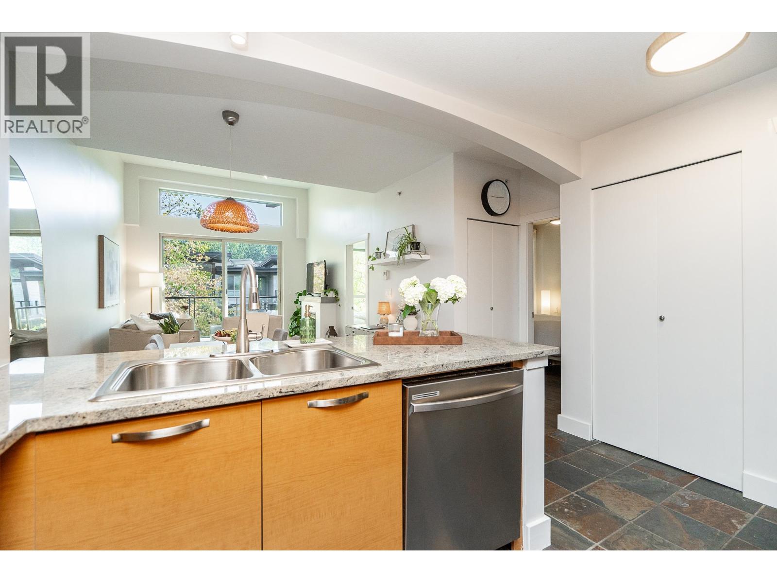 418 7478 Byrnepark Walk Property Photo 30