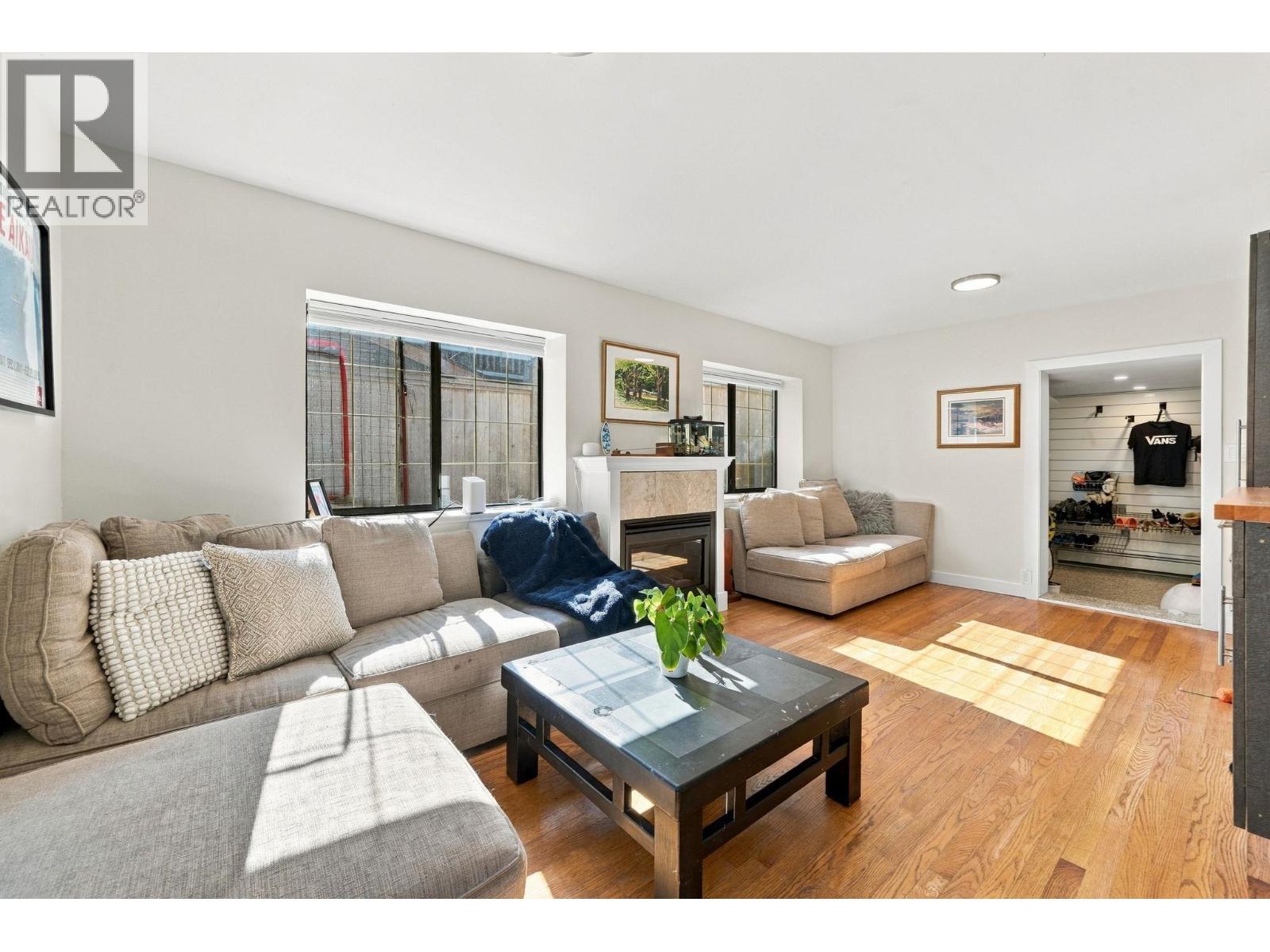 1720 Deep Cove Road Property Photo 21