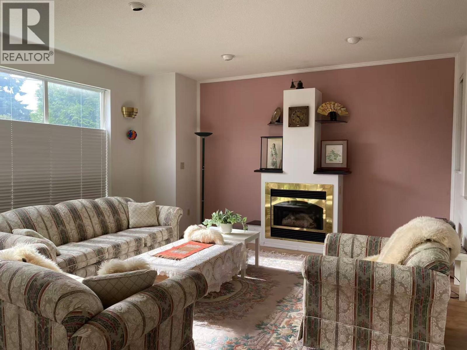 6990 Willingdon Avenue Property Photo 7