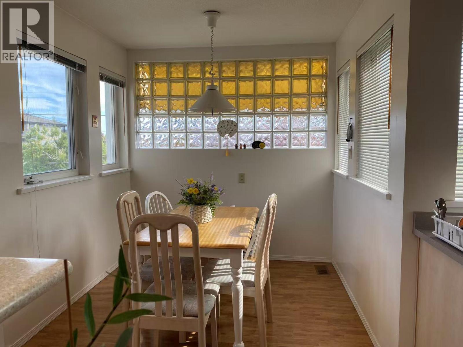 6990 Willingdon Avenue Property Photo 11