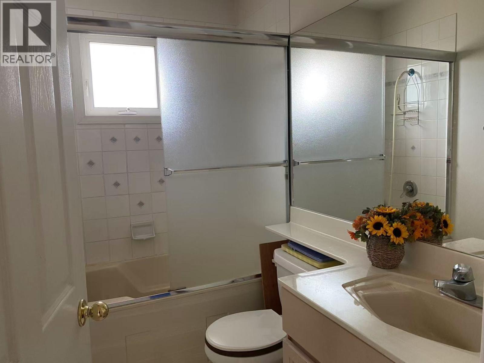 6990 Willingdon Avenue Property Photo 22