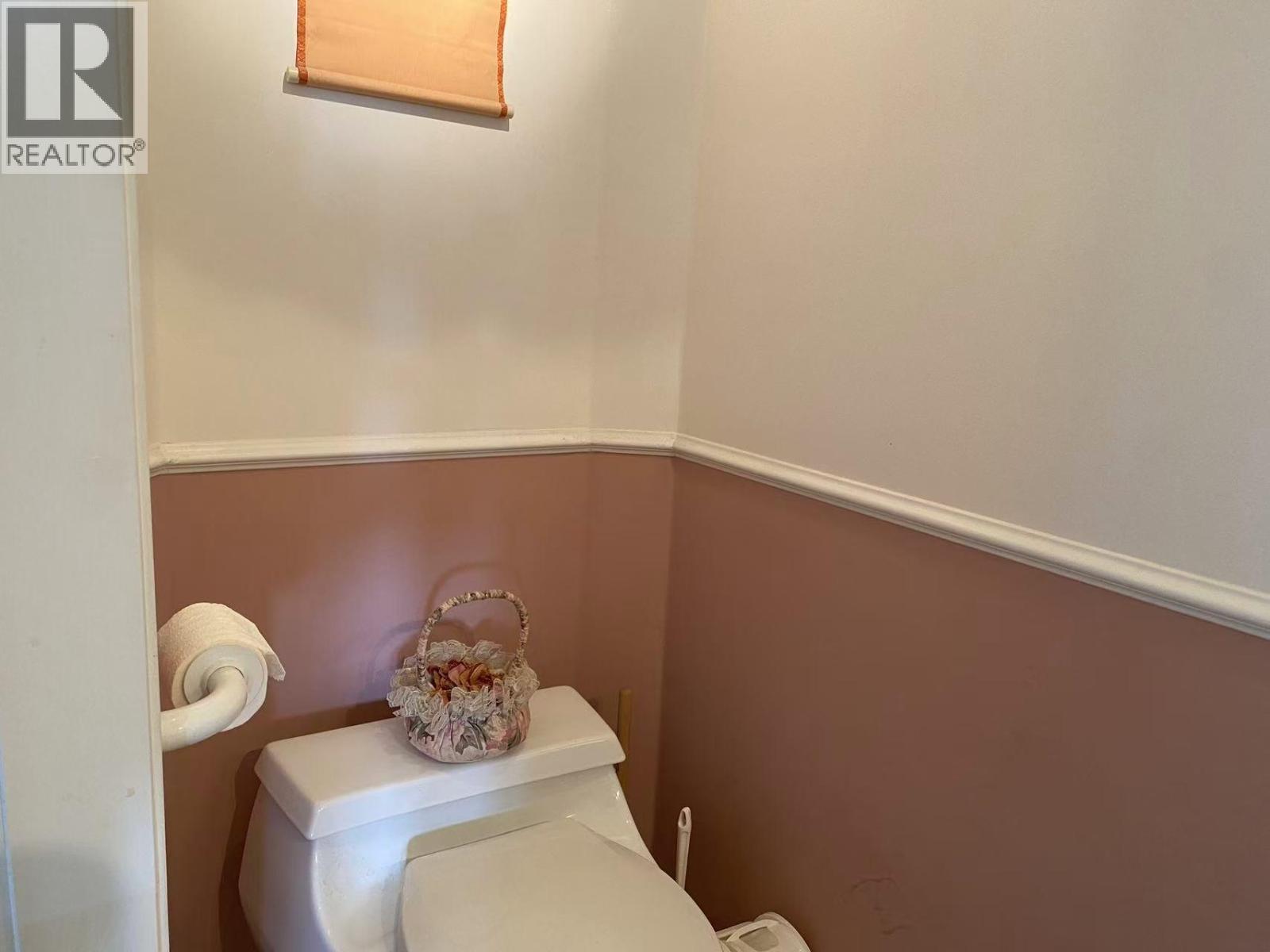 6990 Willingdon Avenue Property Photo 24