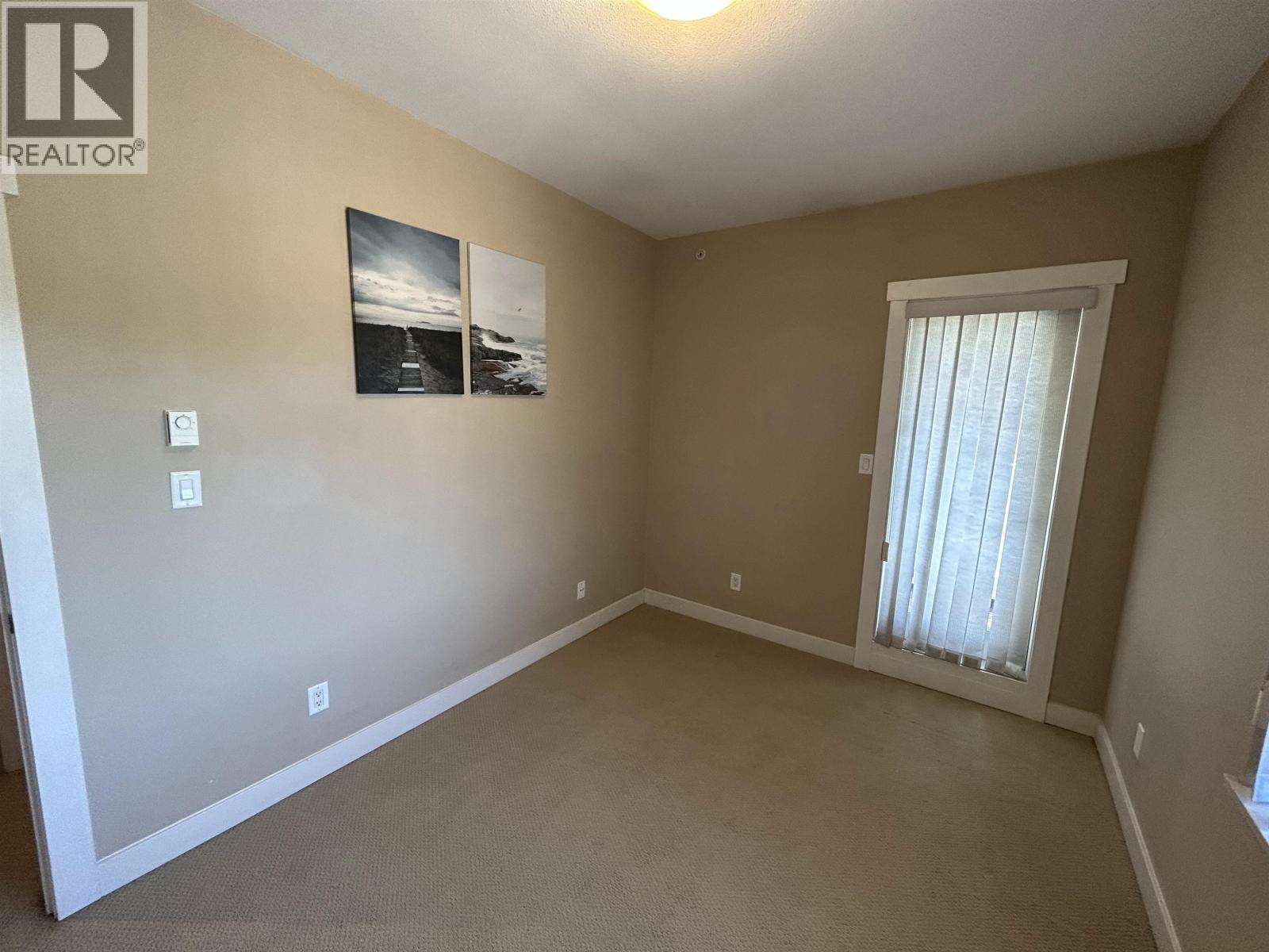 157 7388 Macpherson Avenue Property Photo 9