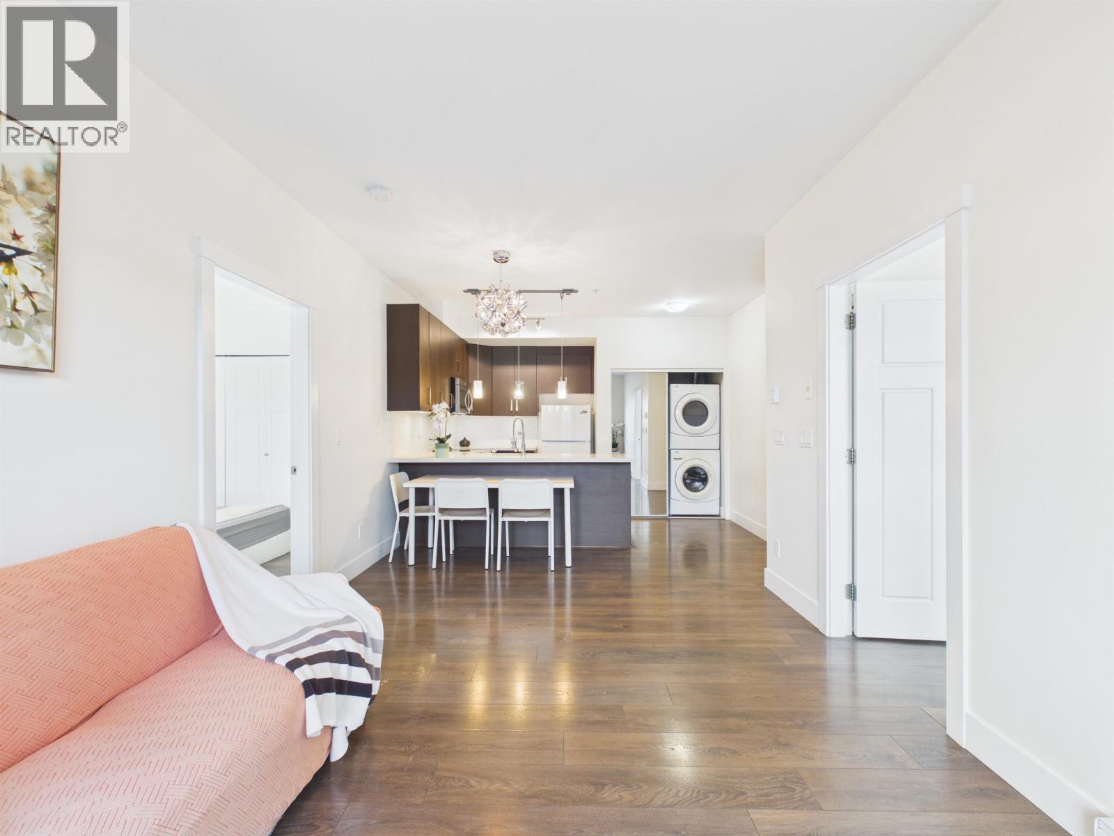 206 5288 Beresford Street Property Photo 10