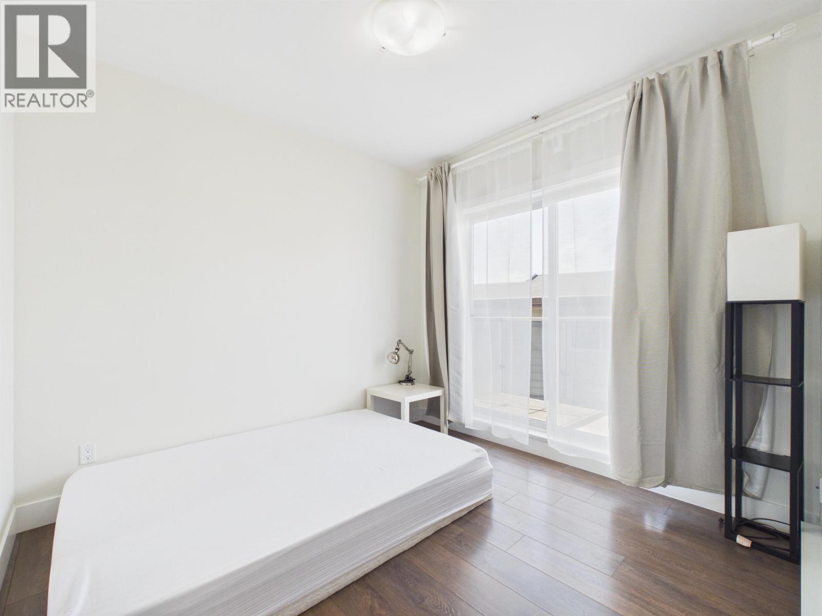 206 5288 Beresford Street Property Photo 15