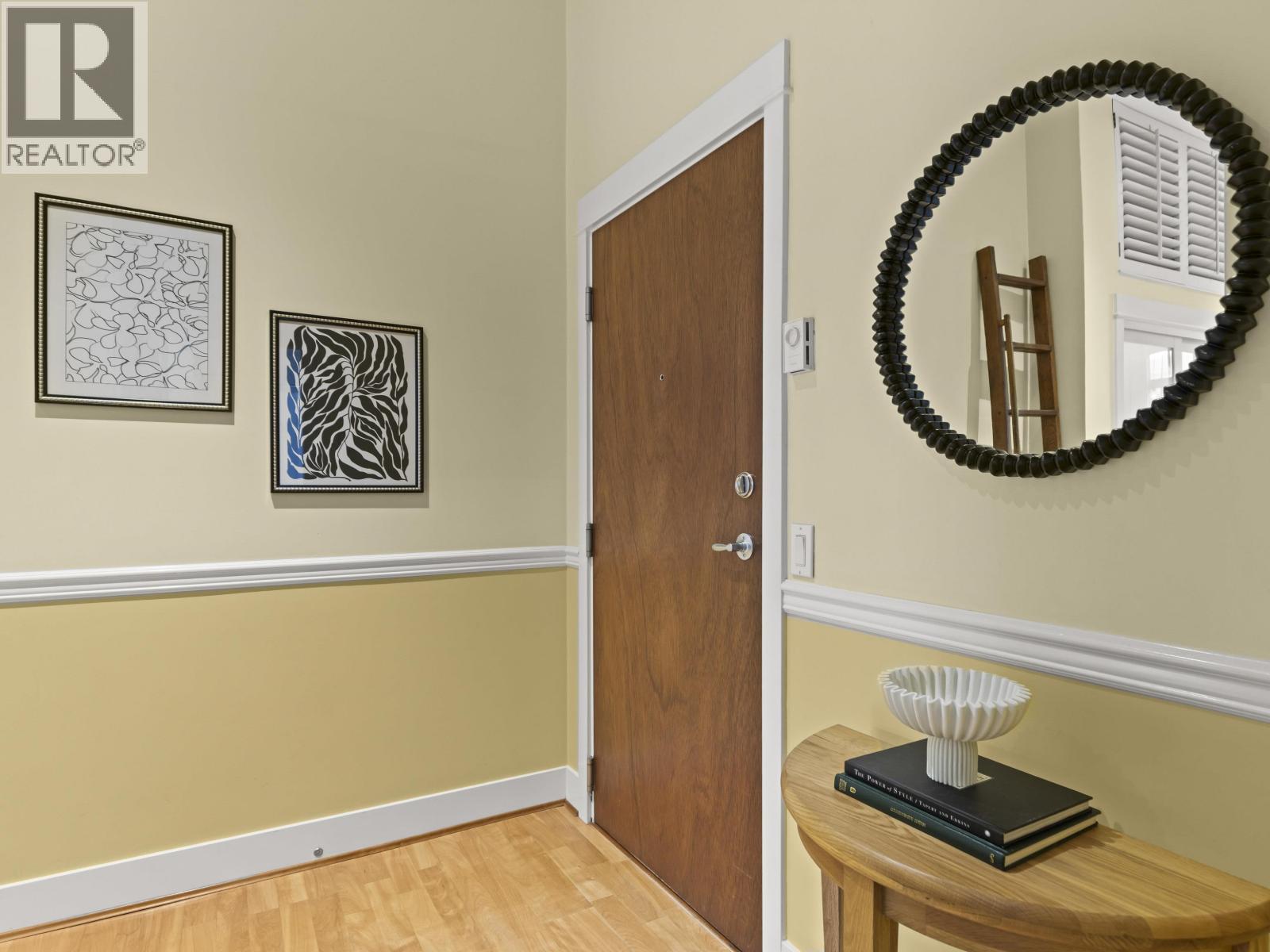 105 1811 W 16th Avenue Property Photo 7