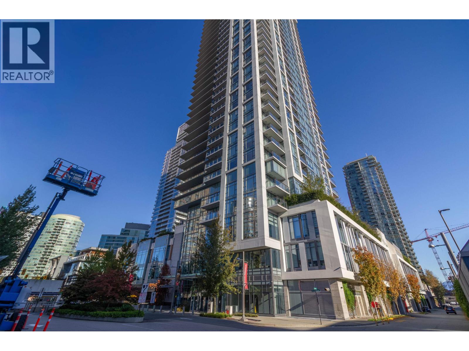 506 6098 Station Street Property Photo 1