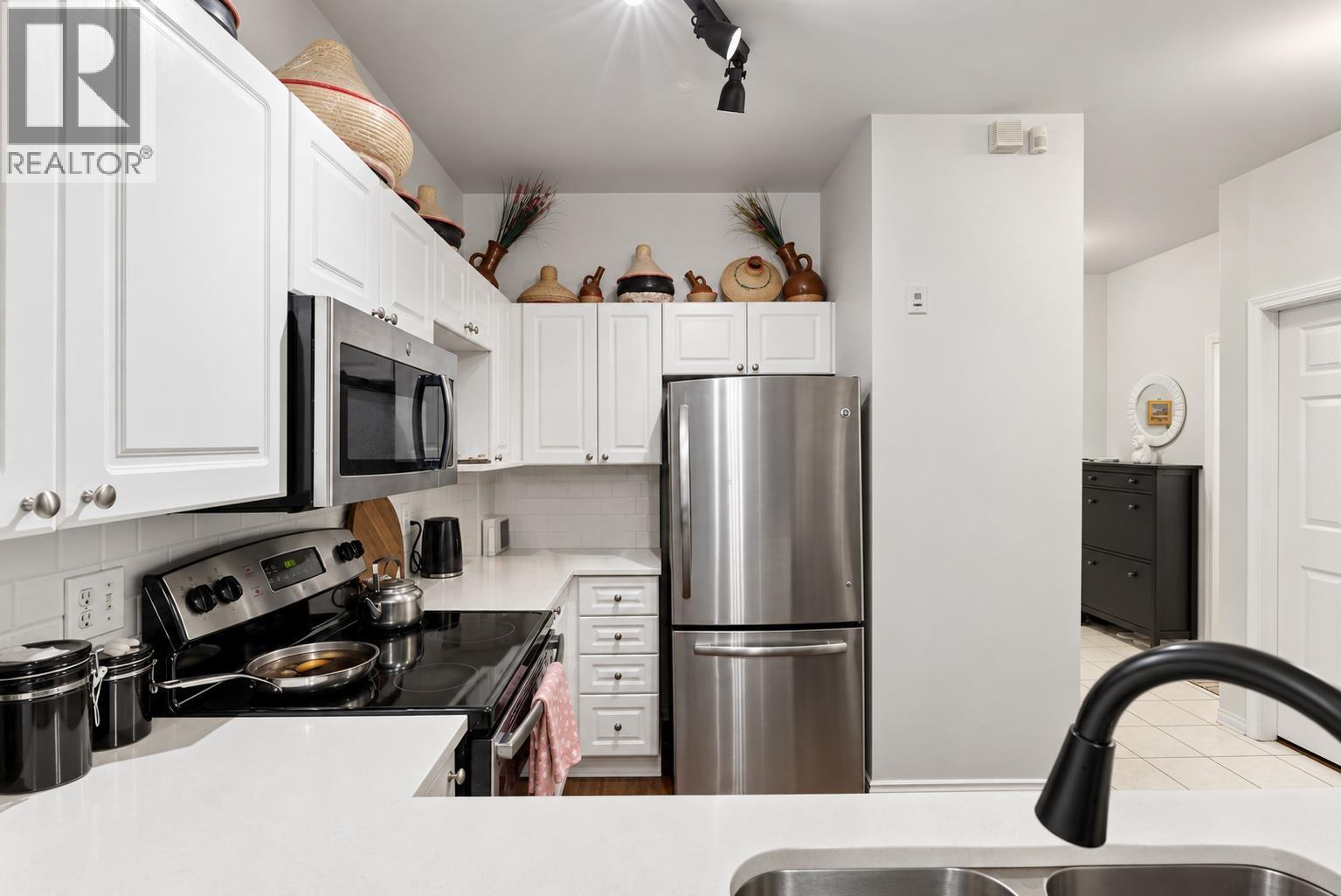 102 2109 Rowland Street Property Photo 6