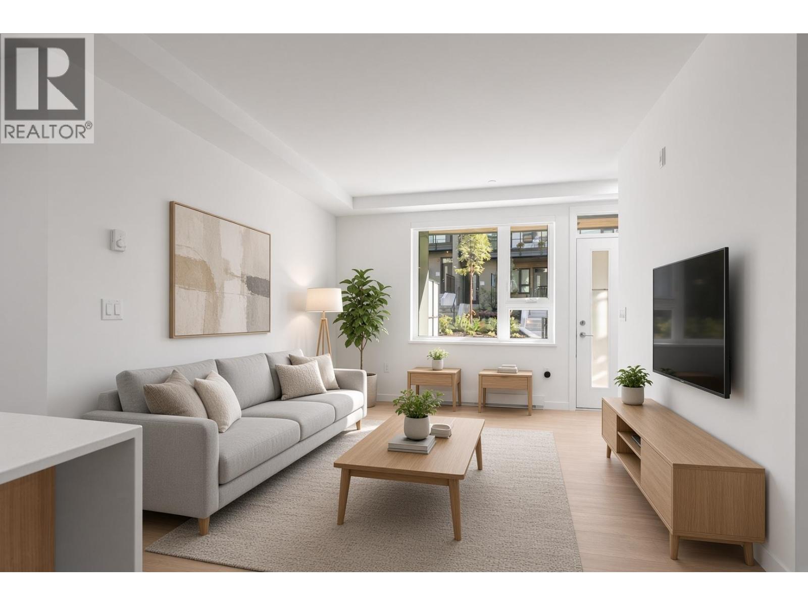 120 954 Lytton Street Property Photo 1