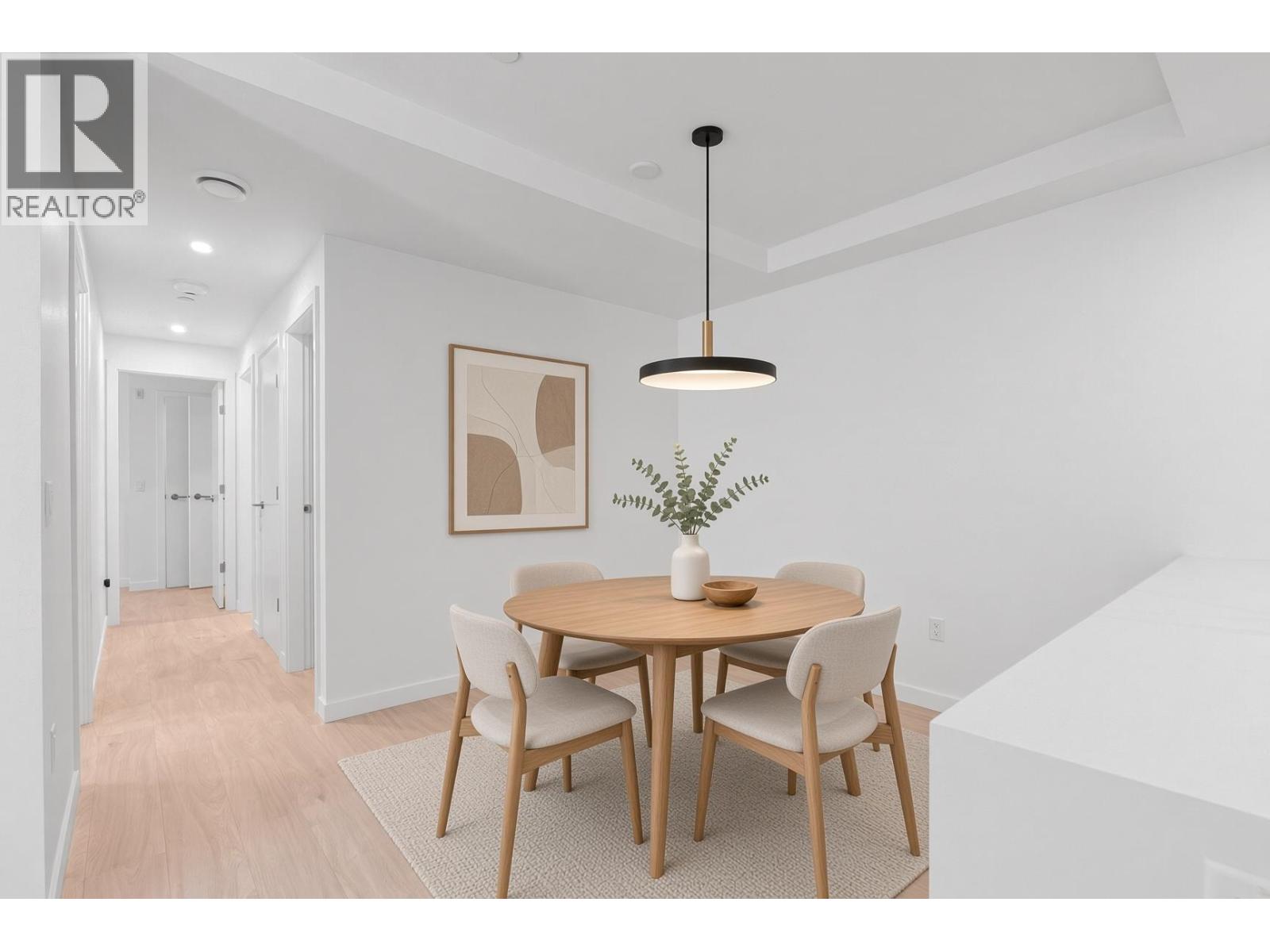 120 954 Lytton Street Property Photo 3